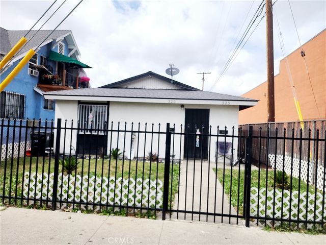 323 W 47th, Los Angeles