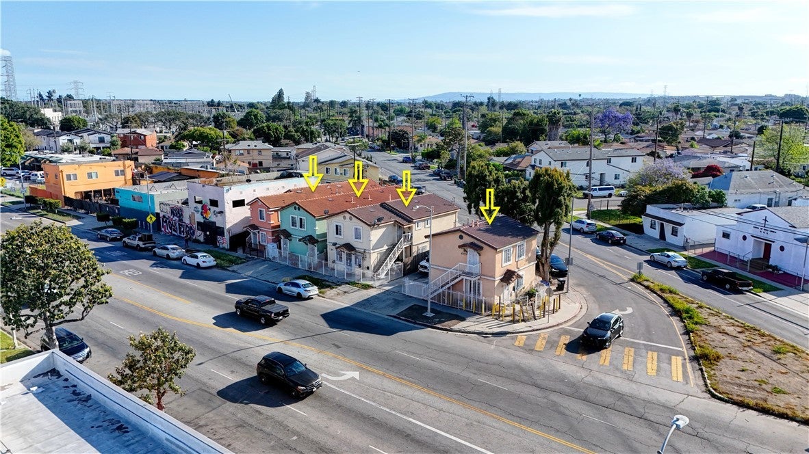 Photo of Listing #DW26076946