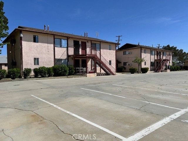 15430 -15436 Meyer Road, Mojave