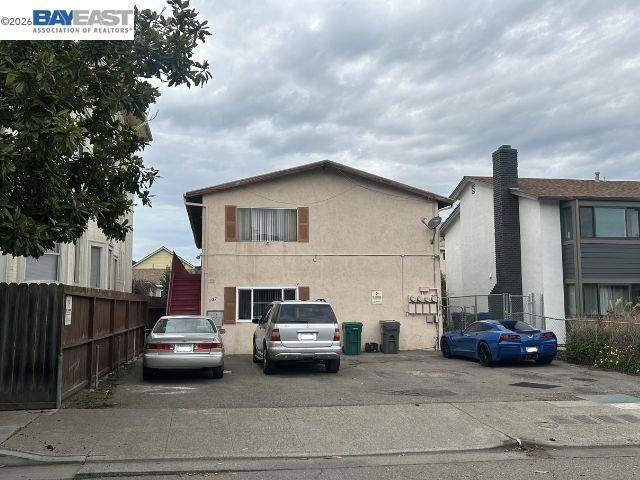 1127 Linden St, Oakland