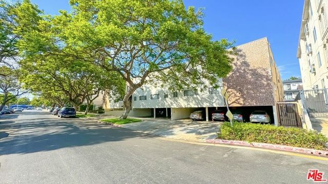 1830 Greenfield Avenue, Los Angeles