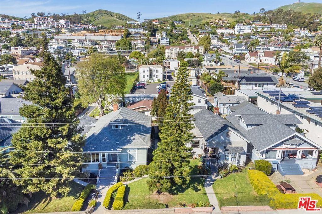 1053 1065 E Santa Clara Street, Ventura