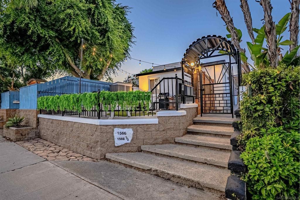 1566 Reed Ave, San Diego
