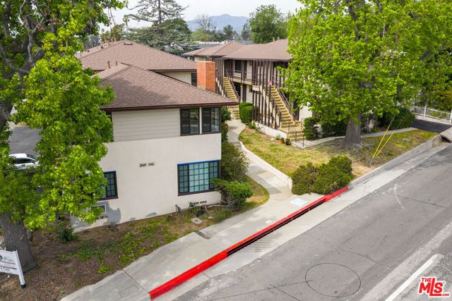 2629 Lake Avenue, Altadena