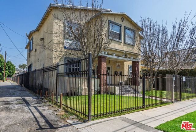 3416 Walton Avenue, Los Angeles