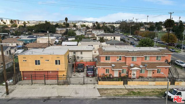711 W 90th Street, Los Angeles