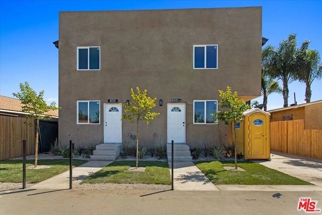 850 W Gage Avenue, Los Angeles