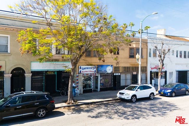 2216 W Jefferson Boulevard, Los Angeles