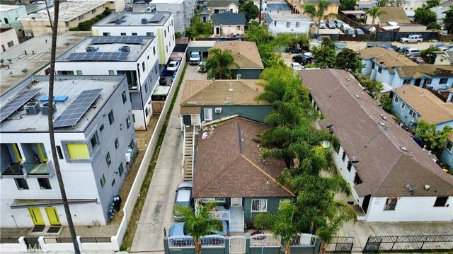 840 W 81st, Los Angeles