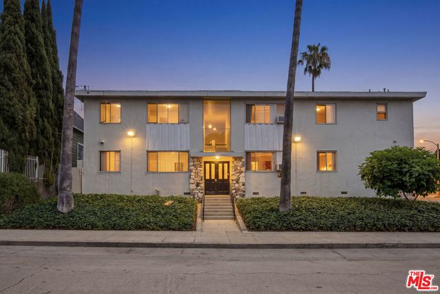 136 S Westlake Avenue, Los Angeles