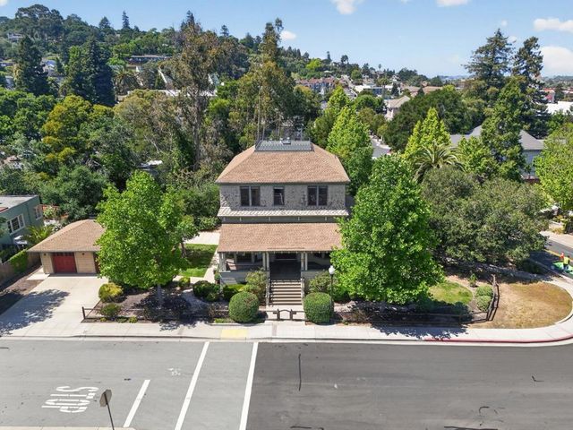 1000 O Neill Street, Belmont