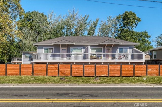 3143 Lakeshore, Lakeport