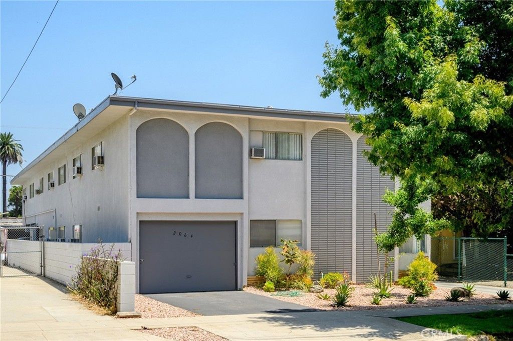 2064 Meridian, South Pasadena