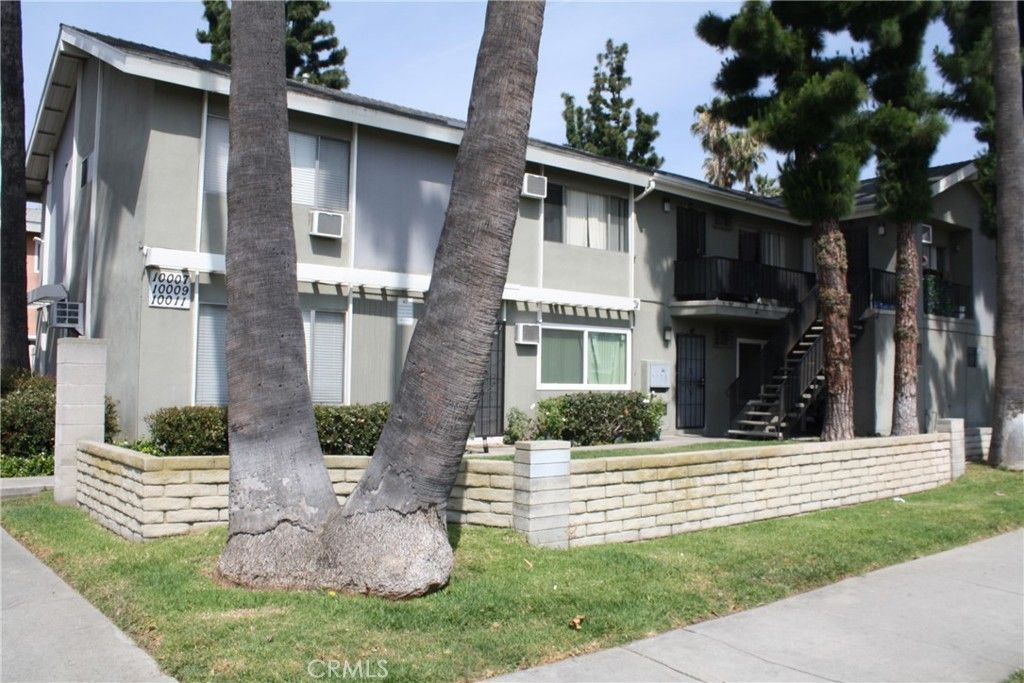 10011 Sepulveda, San Fernando