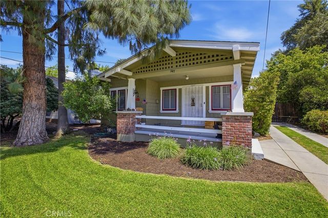 547 E Woodbury Road, Altadena