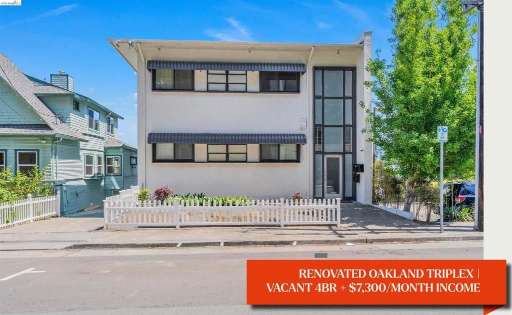 2832 Summit St, Oakland