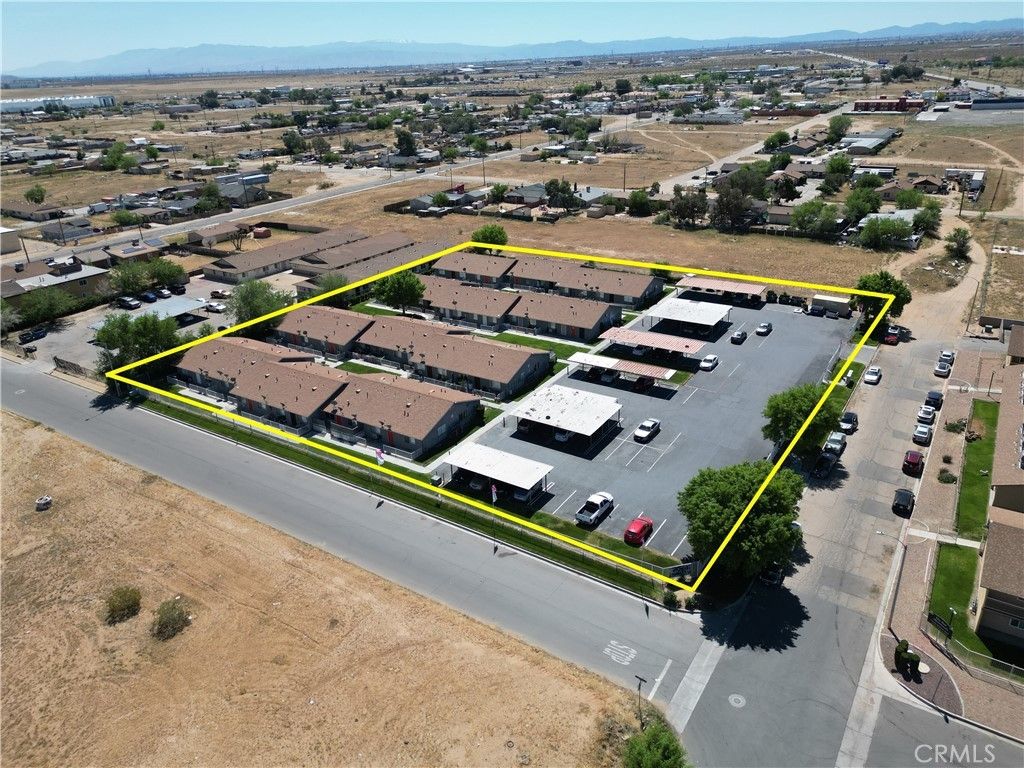 18335 Montezuma, Adelanto