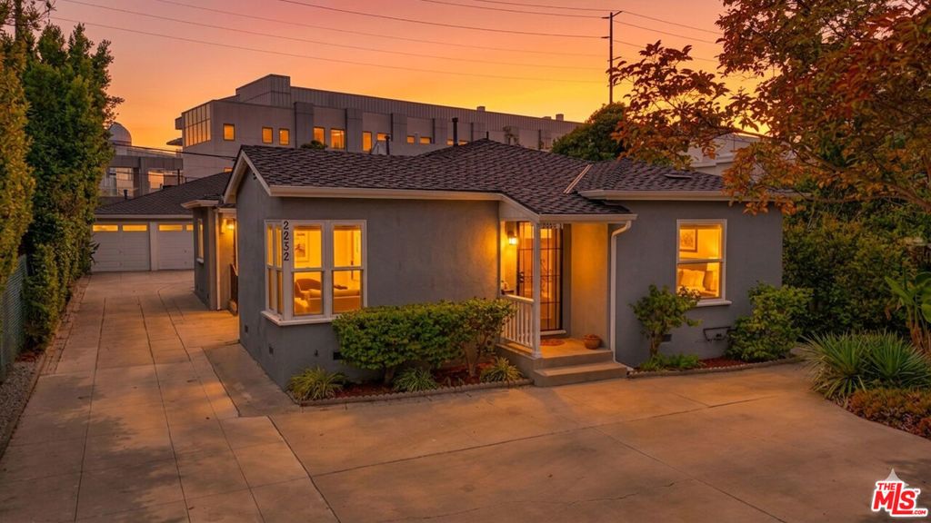 2252 20th Street, Santa Monica