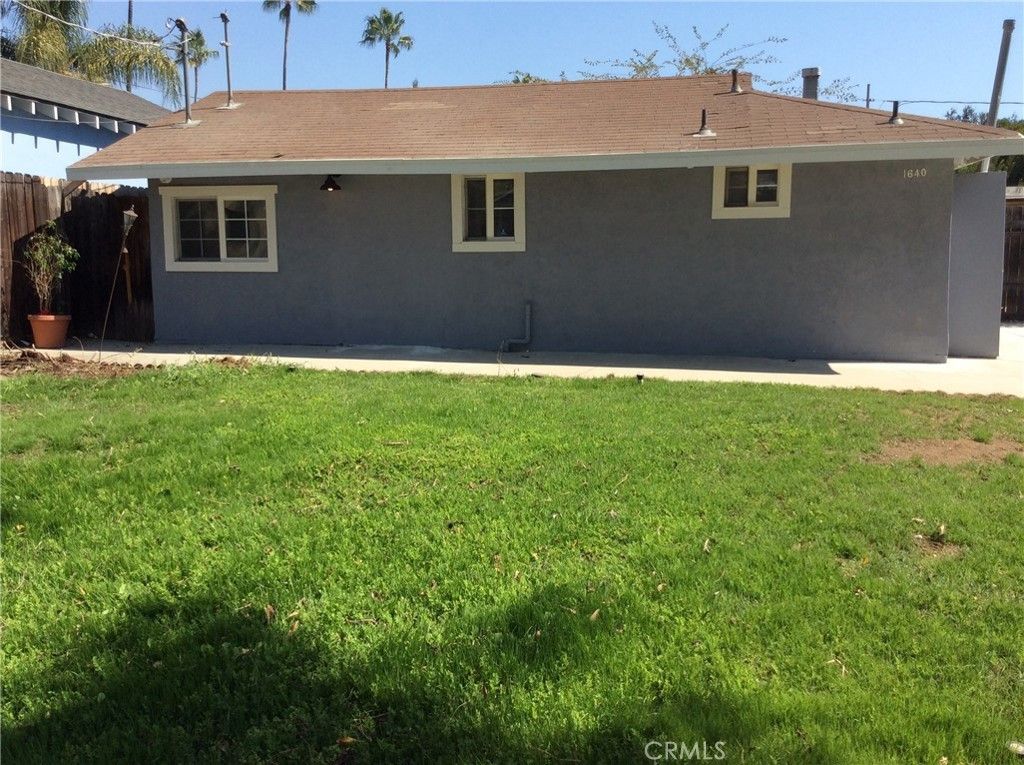 1640 Mentone, Pasadena