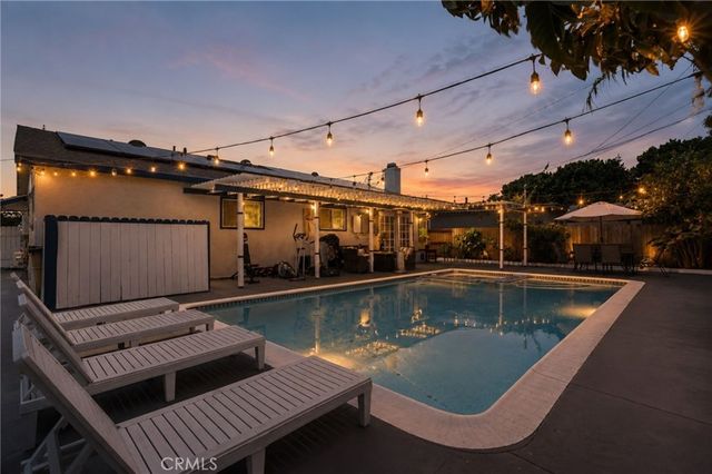 16842 16846 Lucia Lane, Huntington Beach