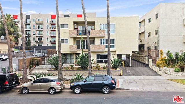 741 S Hobart Boulevard, Los Angeles
