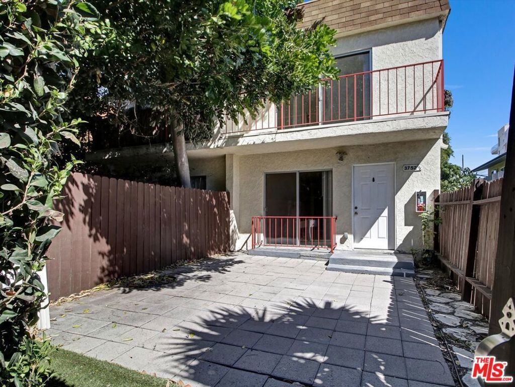 3754 Westwood Boulevard, Los Angeles