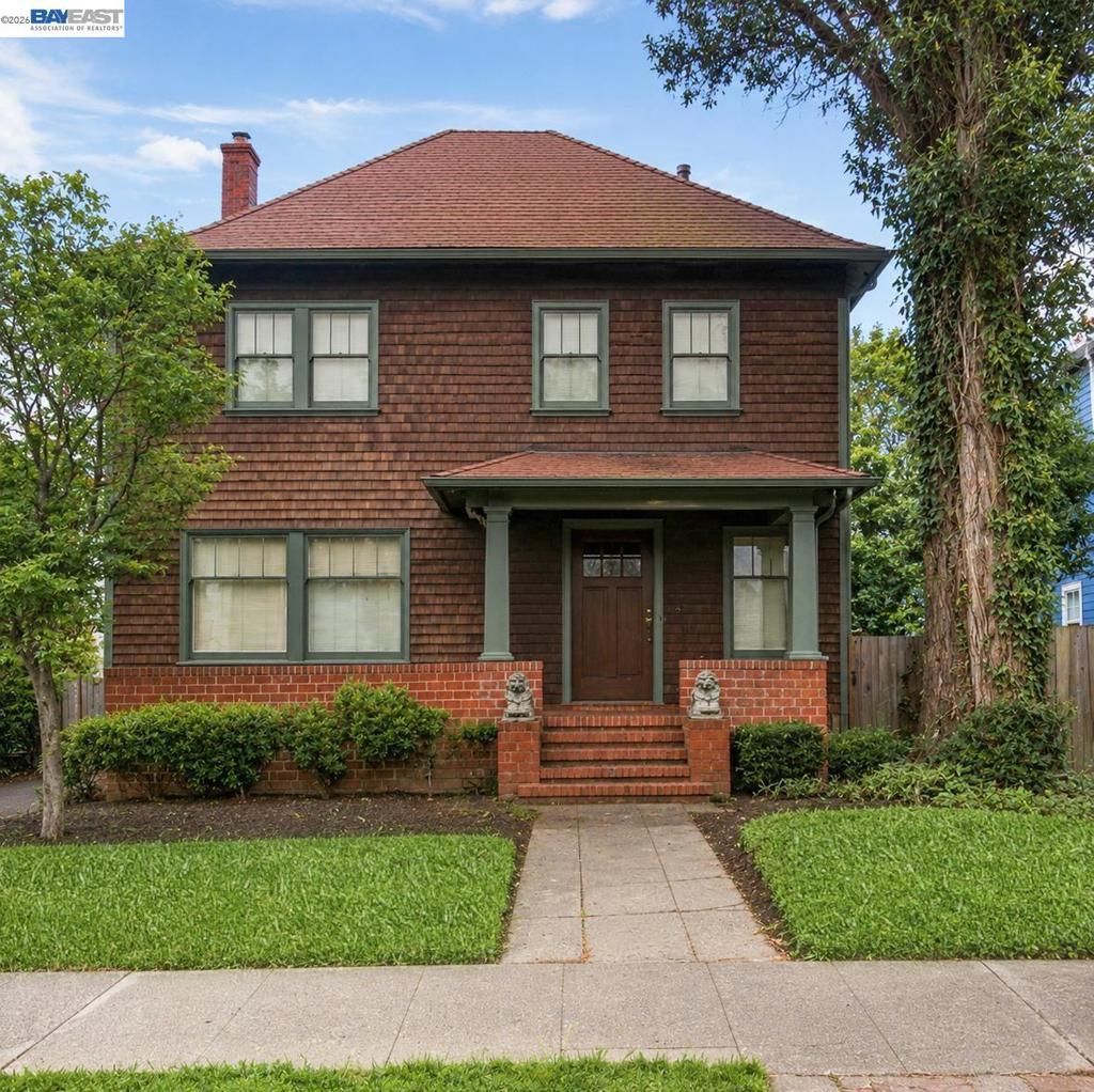 2610 College Ave, Berkeley
