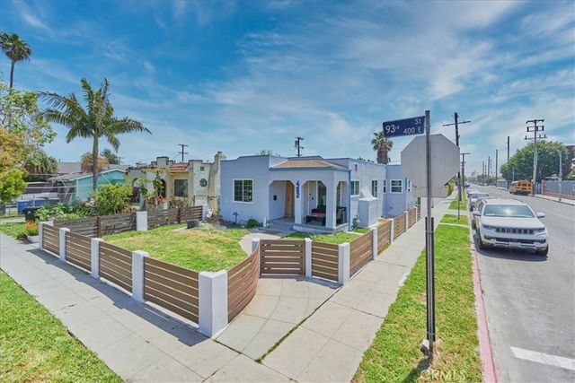 402 E 93rd Street, Los Angeles