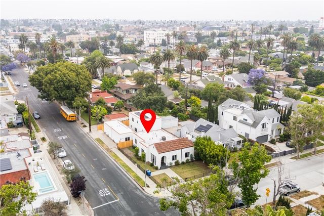1050 S Plymouth, Los Angeles