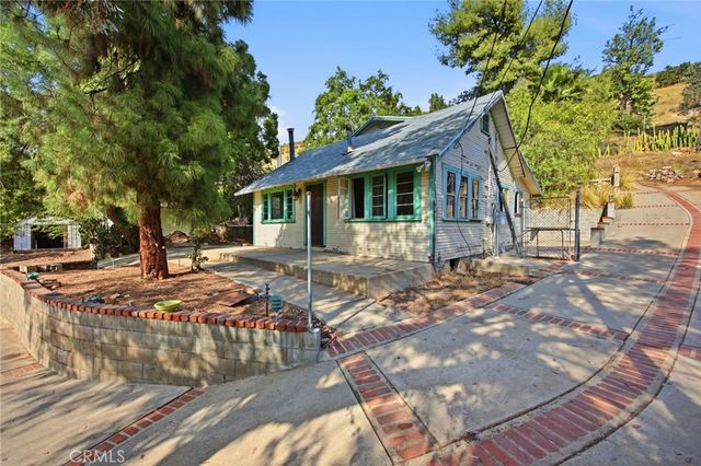 10064 Sunland Boulevard, Sunland