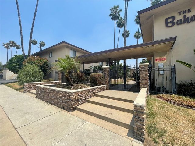 826 N Barranca, Covina
