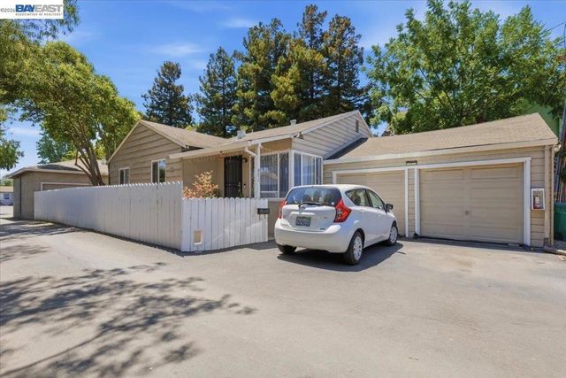 882 W Tennyson Rd, Hayward