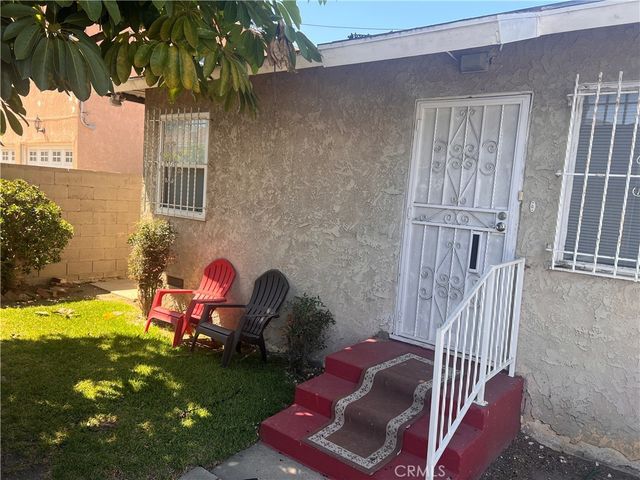 1739 1741 W 105th Street, Los Angeles