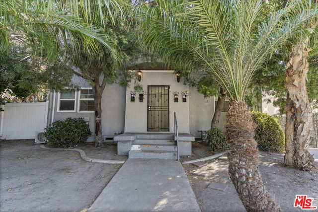 2522 S Dunsmuir Avenue, Los Angeles