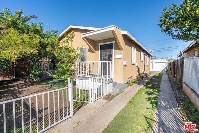 341 E 71st Street, Los Angeles