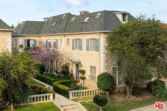 6427 Orange Street, Los Angeles