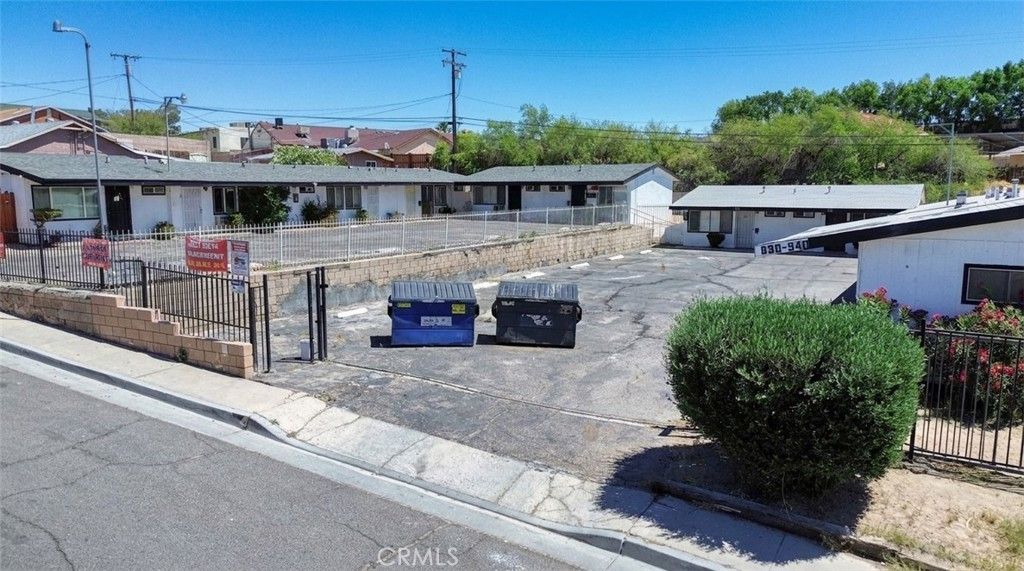 518 W Fredricks, Barstow