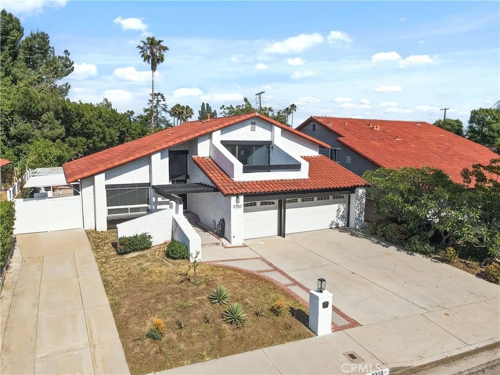 9350 Tampa, Northridge