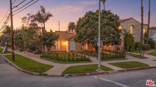 1185 S Tremaine Avenue, Los Angeles