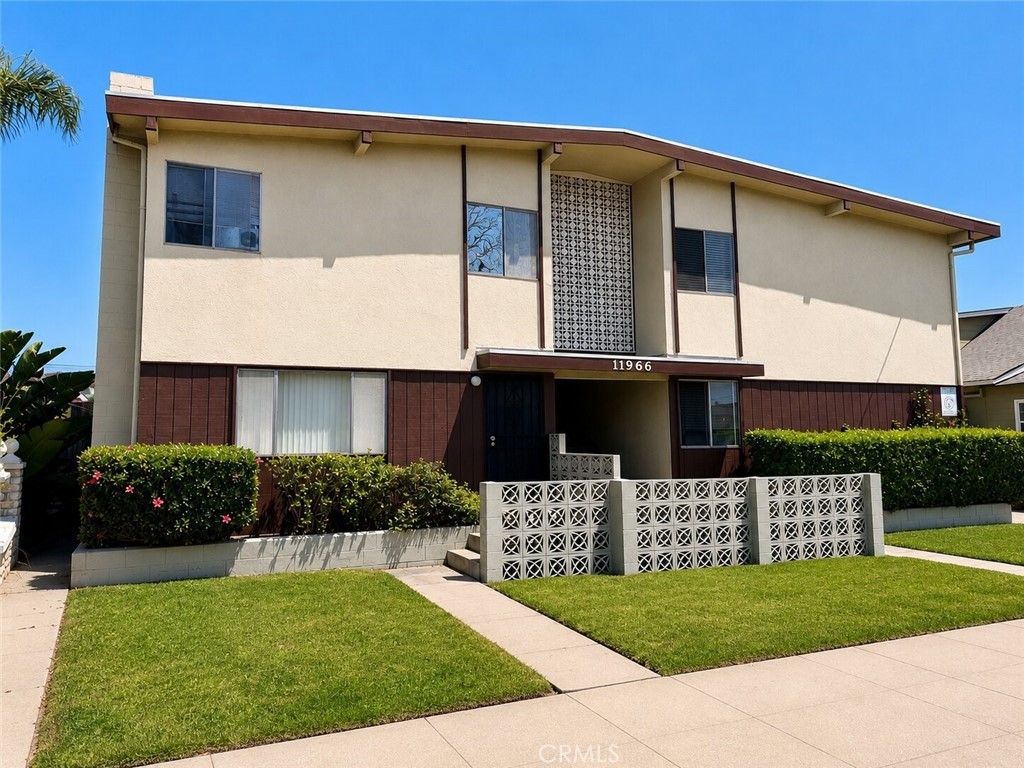 11966 Oxford Avenue, Hawthorne