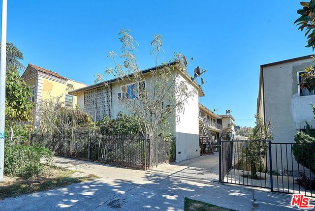 910 S Catalina Street, Los Angeles