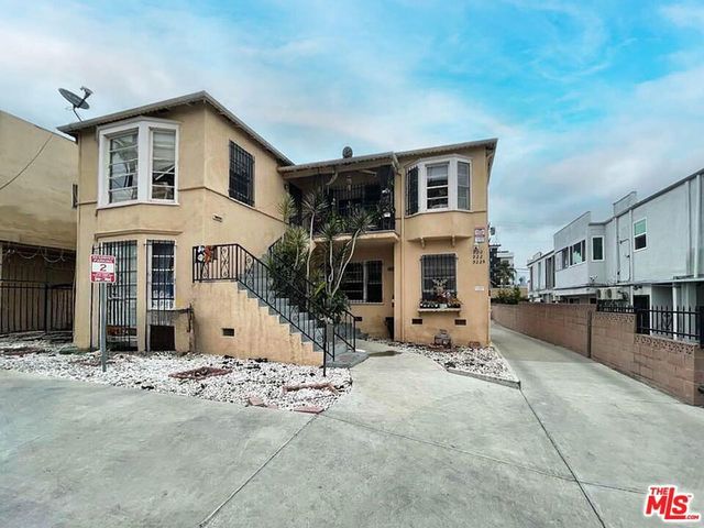 920 S Kenmore Avenue, Los Angeles