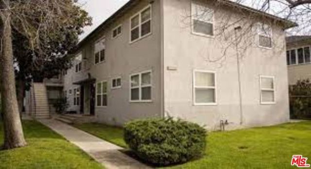 12717 Barbara Ann Street, North Hollywood