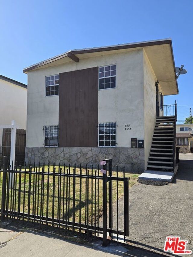 755 E 85th Street, Los Angeles