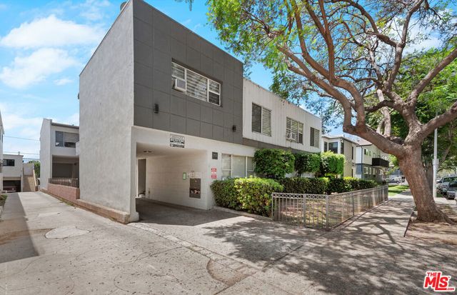 7972 Norton Avenue, West Hollywood