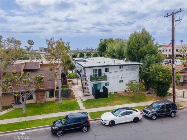 1032 Bonita, Tustin