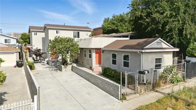 833 N Humphreys, Los Angeles