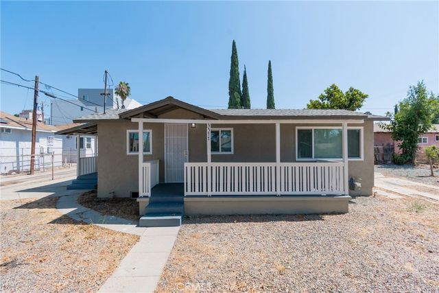 3577 Siskiyou, Los Angeles