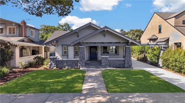 1305 W 46th, Los Angeles