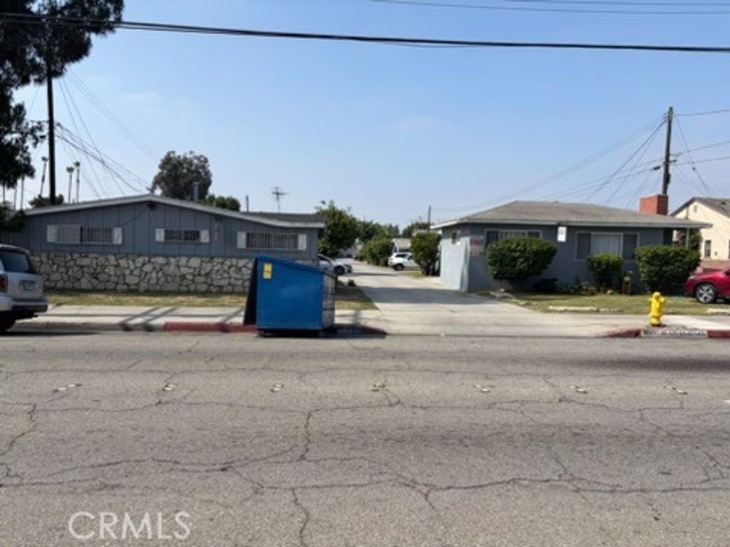 4642 Live Oak, Cudahy
